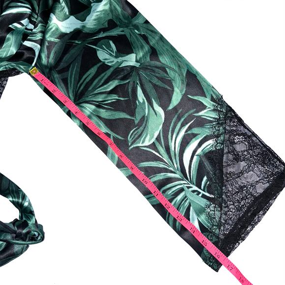 Victorias Secret Chantilly Green Palm Leaves Satin Wrap Robe Size M/L - Picture 14 of 14